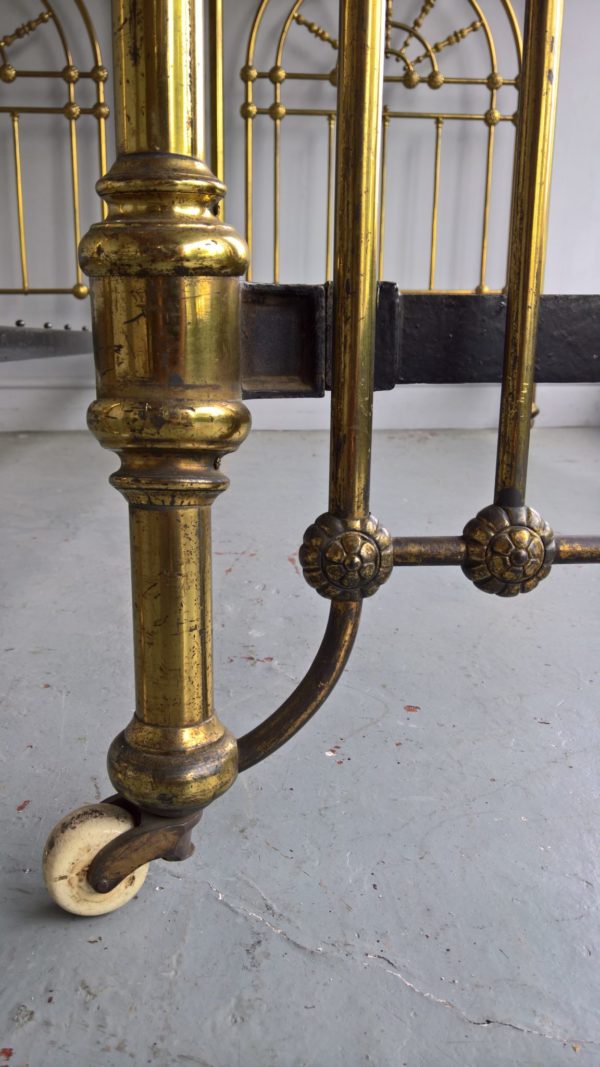 Matched Pair of 90cm Antique All Brass Bedsteads 6361A36PR - Image 4