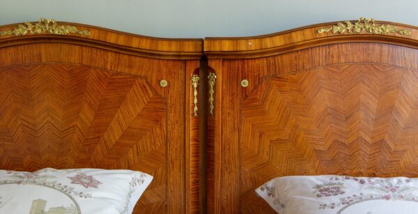 3ft3 Matched Pair of Wooden – Ref. 93917W39P - Image 7