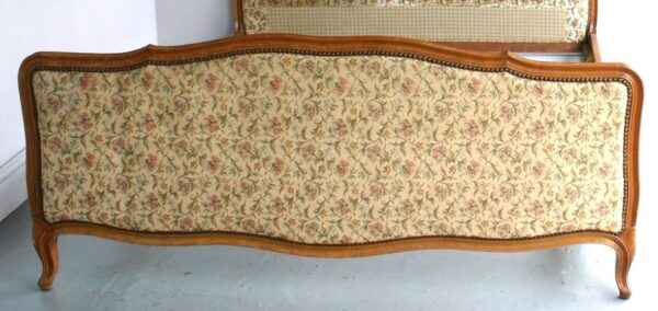 5ft Antique French Beech, Upholstered Bedstead – Ref. 9607WU60X75 - Image 3