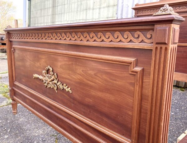 4ft6 Antique French Cherry Wood Bedstead – Ref. BA 9542W54 - Image 5