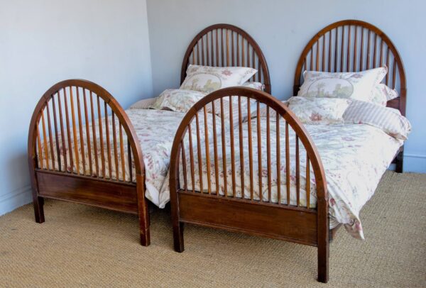 3ft Antique Edwardian Matched Pair of Mahogany Bedsteads – Ref. 93615W36PR