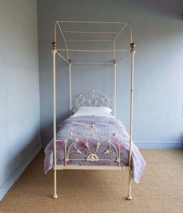3ft Victorian Iron Four-poster Bedstead – Ref. 9365C36 - Image 2