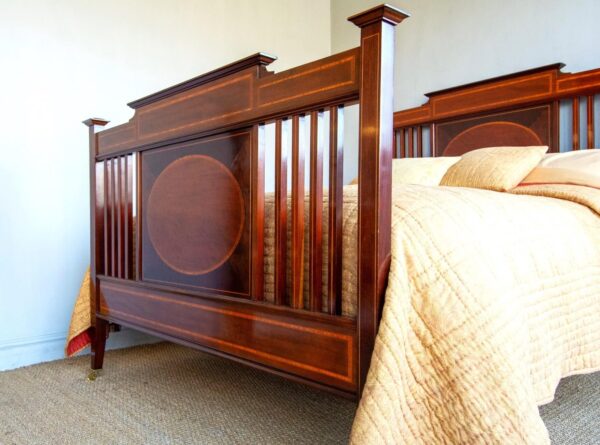 5ft Edwardian Mahogany & Inlaid Bedstead – Ref. 96033W60 - Image 5