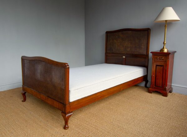 3ft6 Antique Edwardian Caned Walnut Bedstead – Ref. 9422WC42 - Image 8